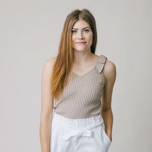 🎆 Hope & Henry V-Neck Ribbed Knit Tank with Bow Small Taupe Tan organic feminine